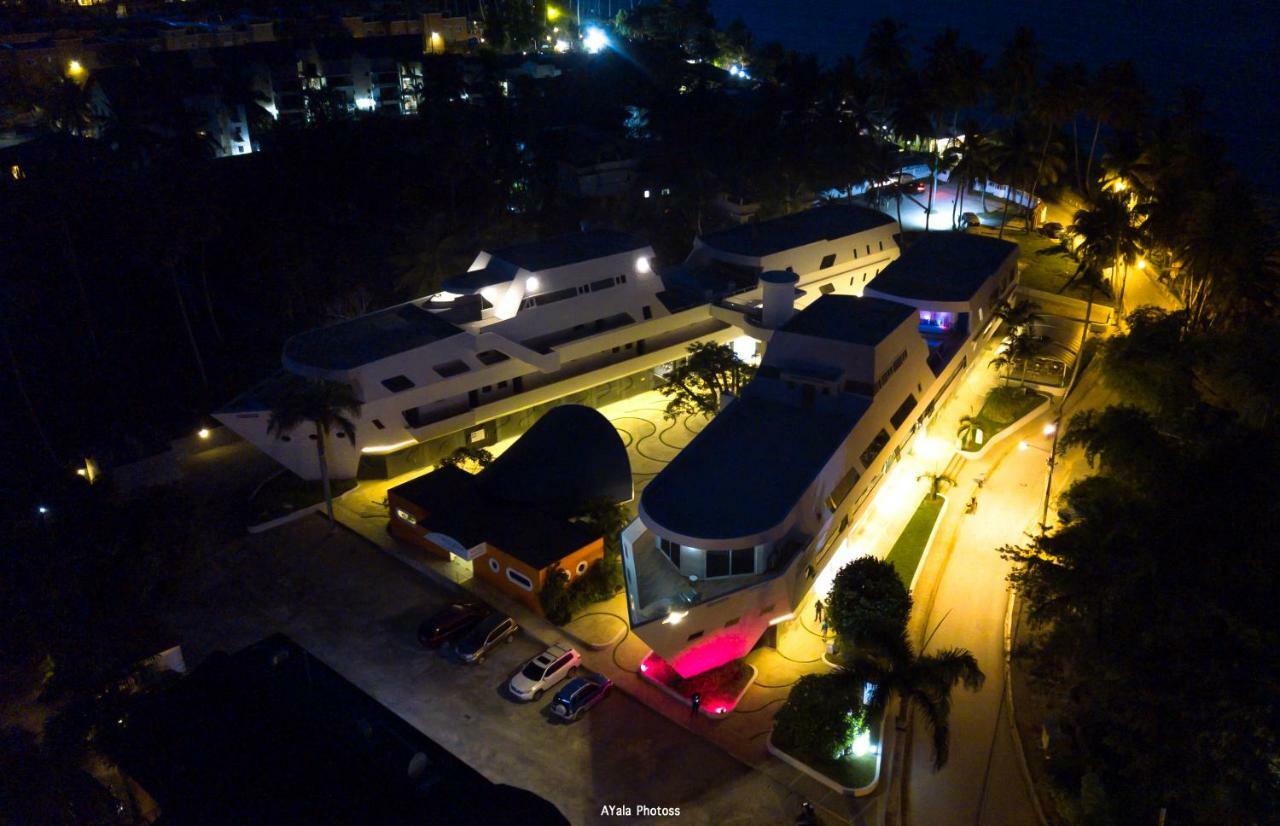 Puerto Plaza ลาสแตร์เรนาส ภายนอก รูปภาพ